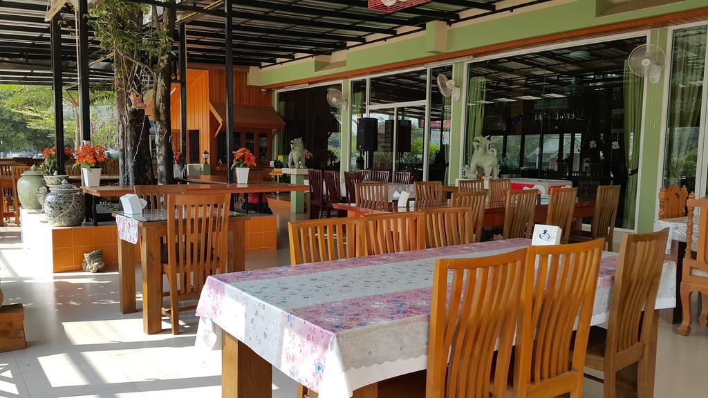 Ruen Narisra Resort Sukhothai Luaran gambar